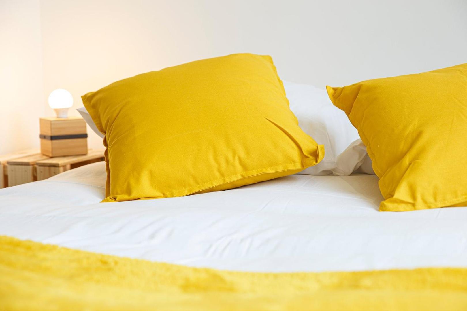 Appartamento Le Yellow, Studio Renove, Tout Confort, Jardin Saint-Jacques-de-la-Lande Esterno foto