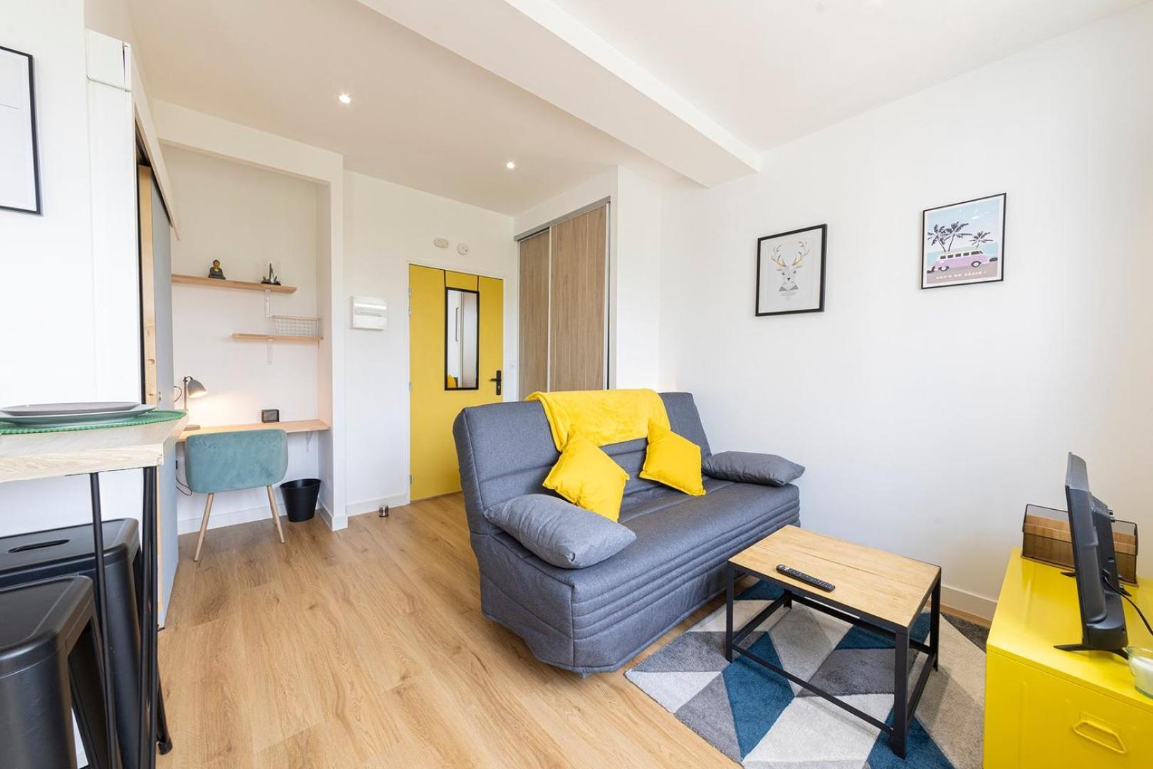 Appartamento Le Yellow, Studio Renove, Tout Confort, Jardin Saint-Jacques-de-la-Lande Esterno foto